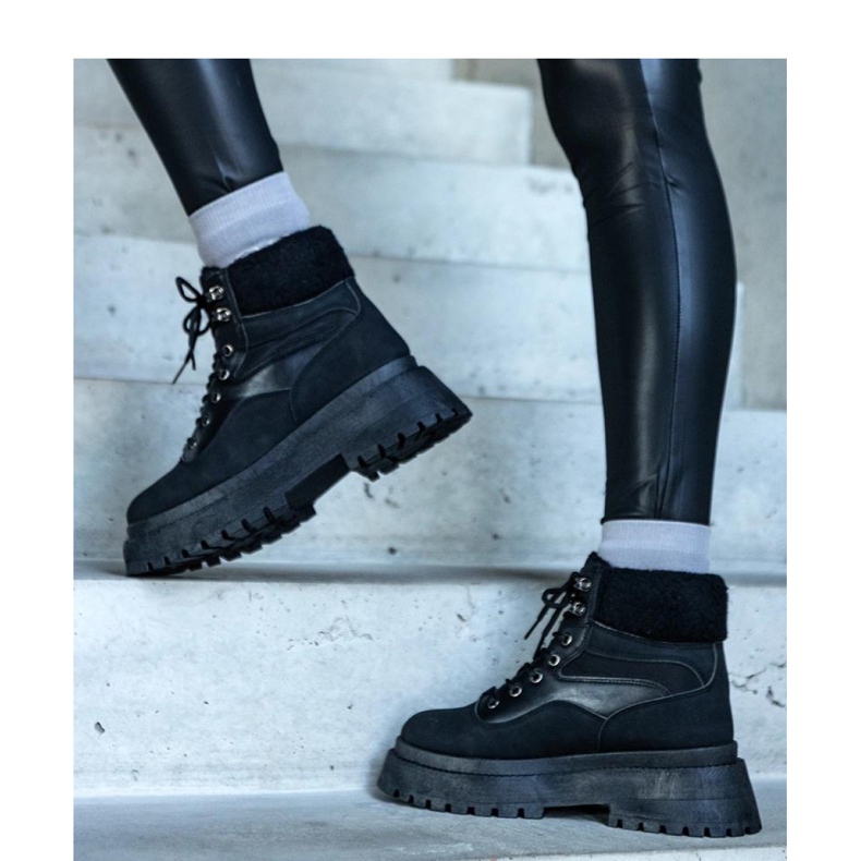 Adidasi negri cu talpa groasa si blana de la Best - Solea negru 1