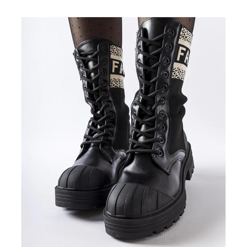 Cizme cu șosete negre cu inscripție Daria - Solea albă negru 1