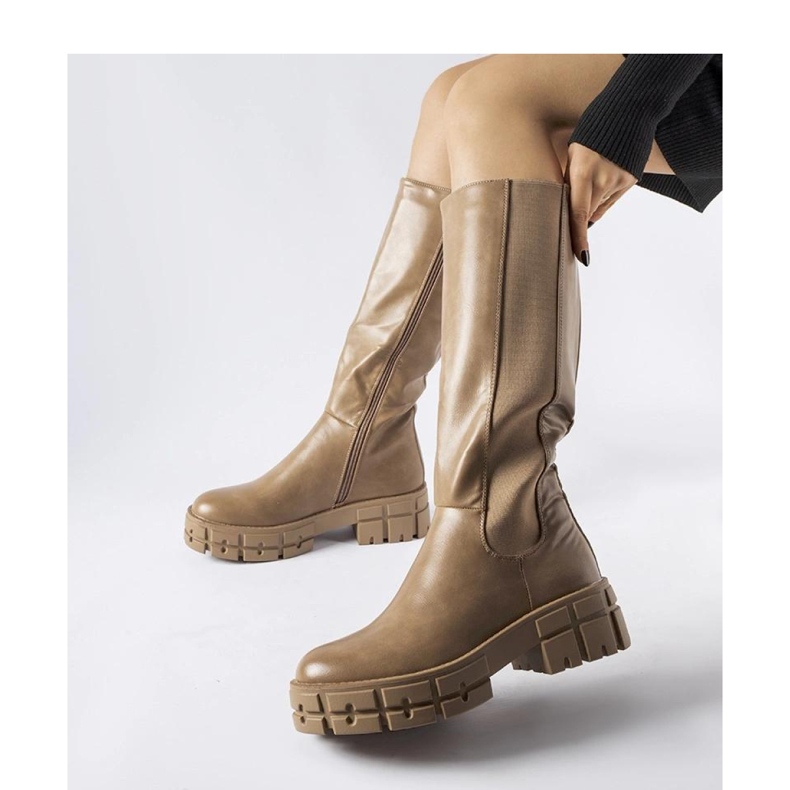 Cizme plate izolate maro de la Ceredano - Solea 1