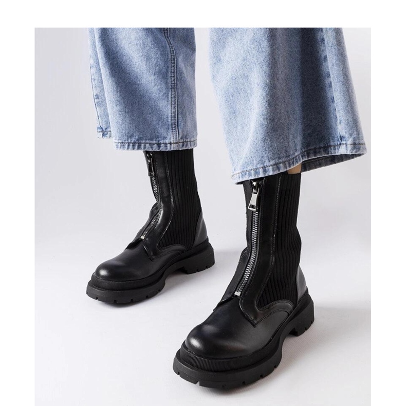 Botine cu șosete negre de la Napolitani - Solea negru 1 Botine cu șosete negre de la Napolitani - Solea negru 1