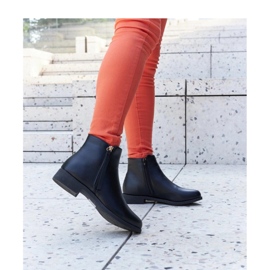 Cizme plate izolate negre de la Paien - Solea negru 1