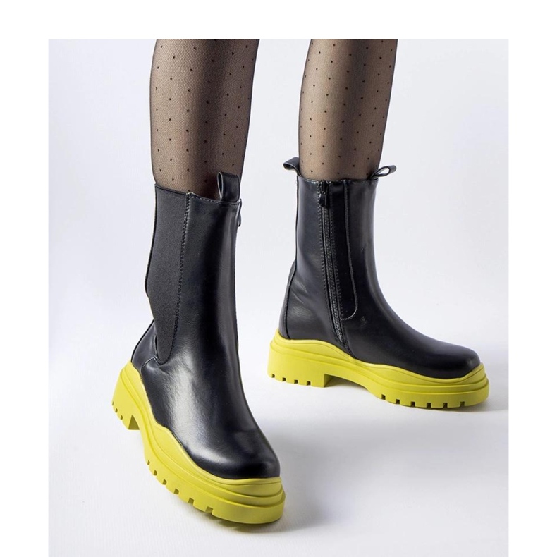 Botine negre cu talpa colorata de la Delebio - Solea negru 1