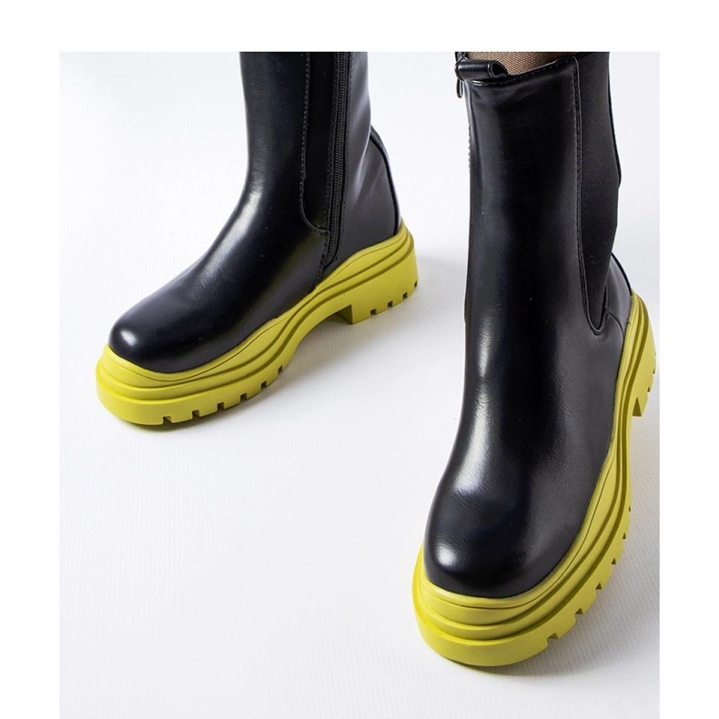 Botine negre cu talpa colorata de la Delebio - Solea negru 2