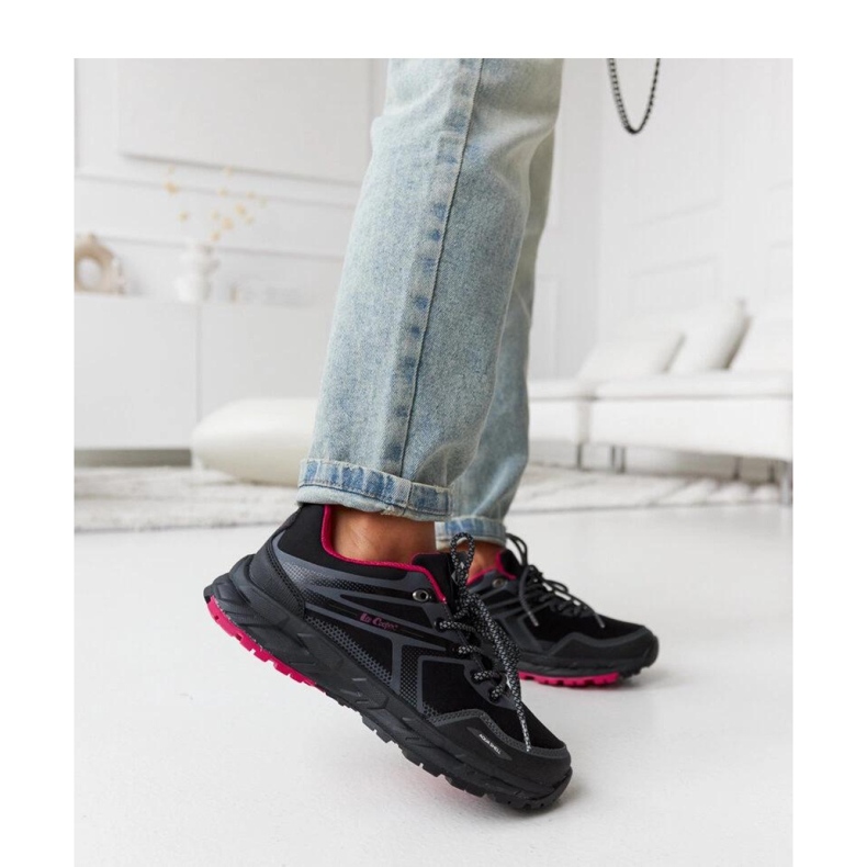 Black Lee Cooper LCJ-23-31-3028L negru 1