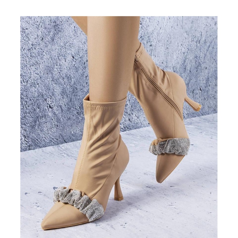 Solea Botine bej decorate cu zirconi 1