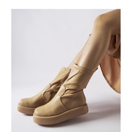 Cizme cu platformă bej 1 Cizme cu platformă bej 1