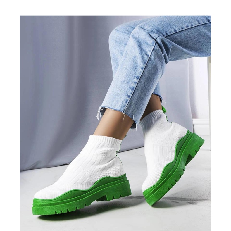 Cizme albe cu talpa verde 1 Cizme albe cu talpa verde 1