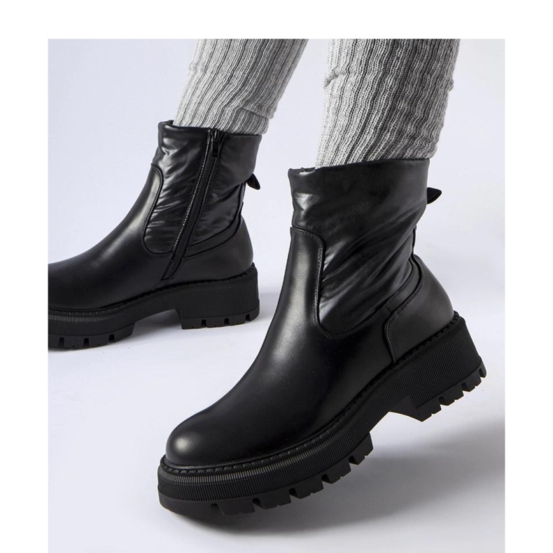 Botine negre cu partea superioară decorativă negru 2 Botine negre cu partea superioară decorativă negru 2