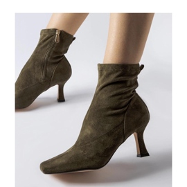 Botine verzi cu toc jos verde 1