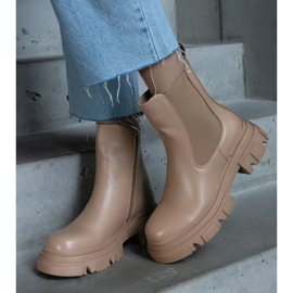 Botine izolate bej cu fermoar, piele ecologica 1