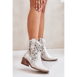 Botine de damă cu toc înalt cu model ajurat Lewski 3394/2 auriu periat de aur 2 Botine de damă cu toc înalt cu model ajurat Lewski 3394/2 auriu periat de aur 2