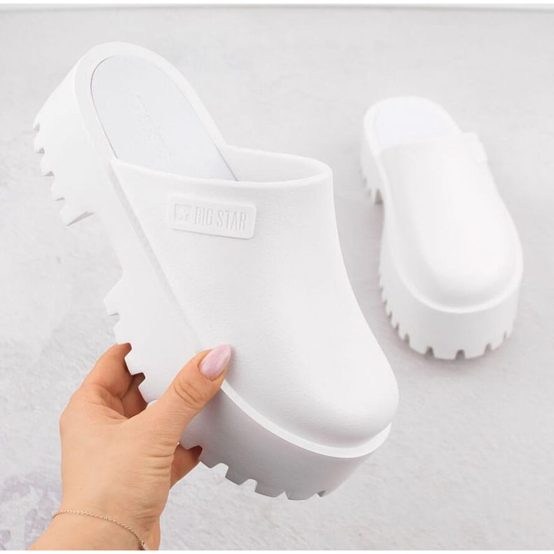 Înglobează pe o talpă masivă Big Star NN274015 White alb 1