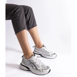 Adidași sport de damă de culoare neagră alb 1