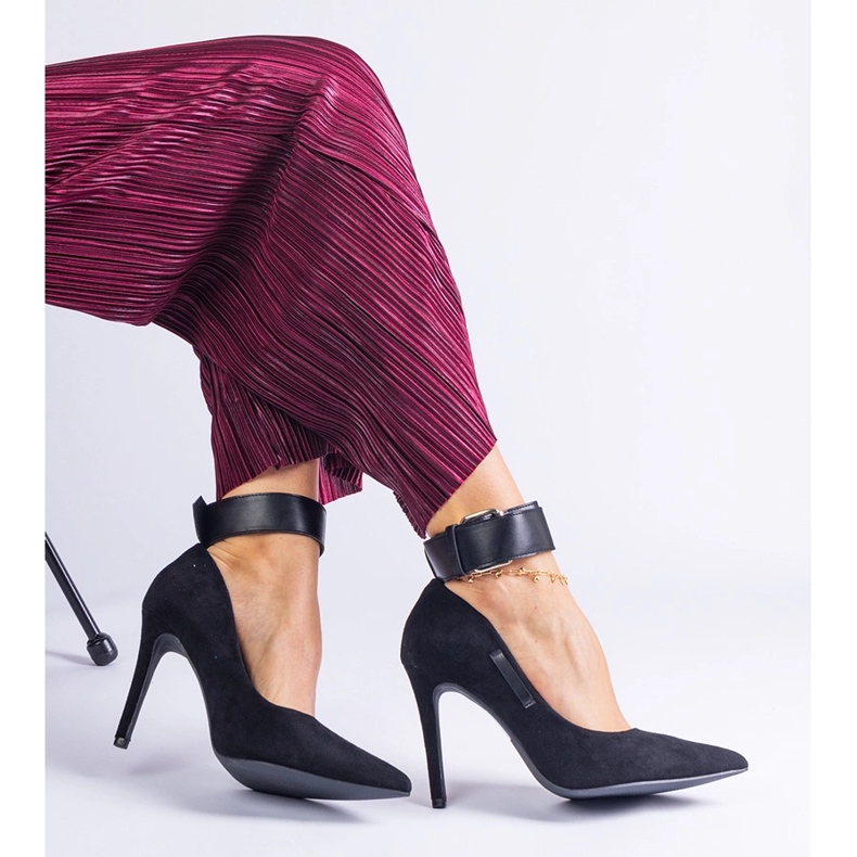 Pompe negre pe călcâiul din piele de căprioară negru 2