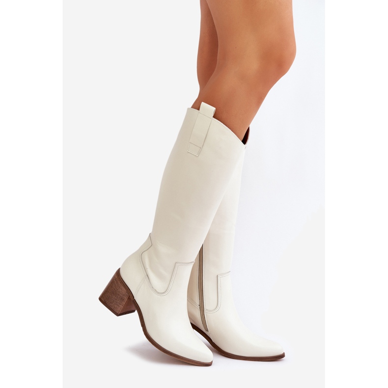 Cizme din piele în fața genunchiului pe postarea albă Zazoo 3675 1