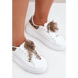 Adidași pentru femei pe platformă cu leopard print alb 6