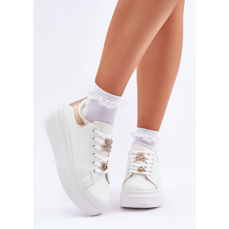 Adidași pentru femei cu pini albi 2 Adidași pentru femei cu pini albi 2