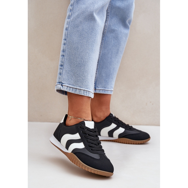 Adidași clasici pentru femei cu piele neagră din piele eco negru 2 Adidași clasici pentru femei cu piele neagră din piele eco negru 2