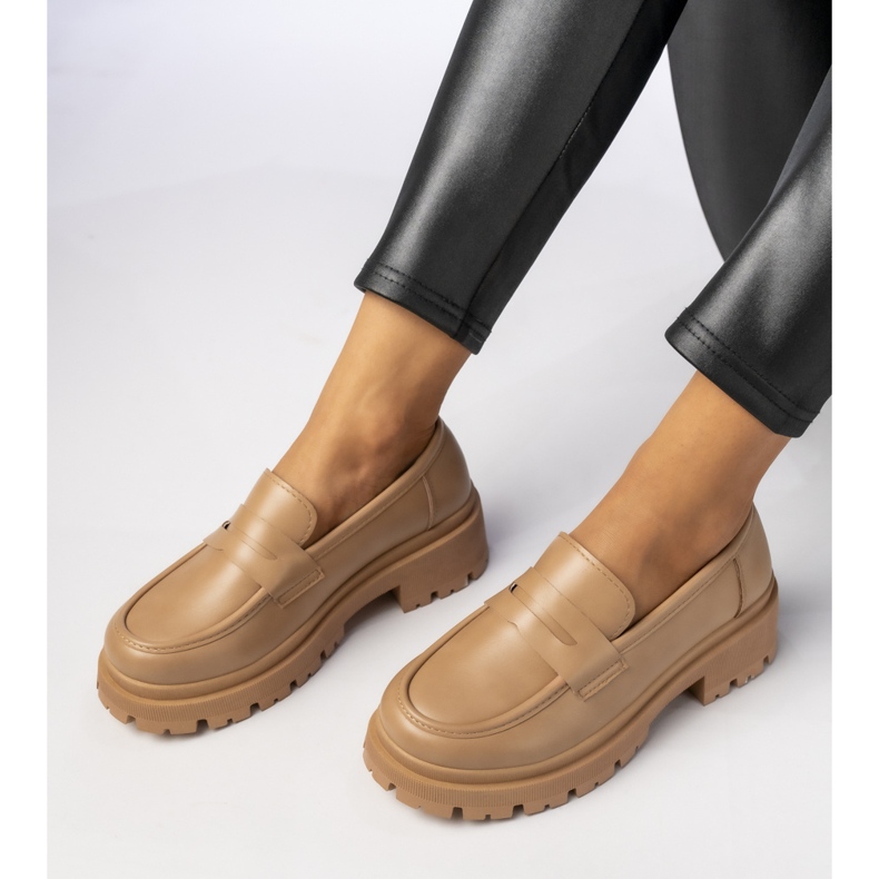 Luiatorii bejului întunecat pentru femei 2