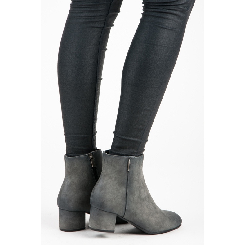 Vinceza Cizme cu toc jos gri 1 Vinceza Cizme cu toc jos gri 1