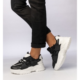 Adidașii negri pentru femei negru 1