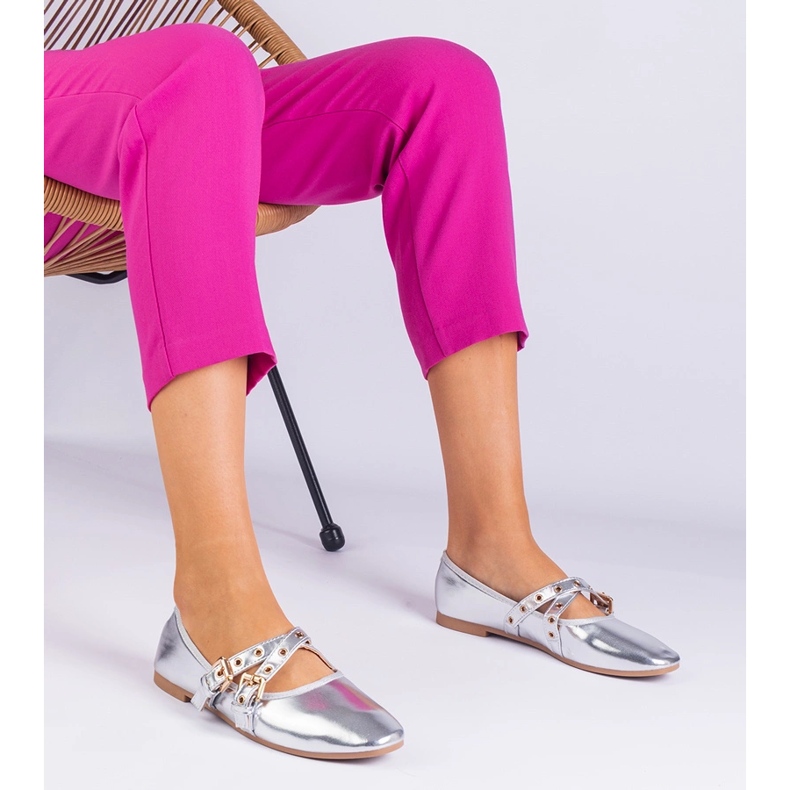 Balerine metalice argintii din argint din Eco -Leather decorate cu catarame 1