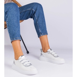 Adidași albi și argintii pentru femei pentru velcro decorate cu sclipici 1