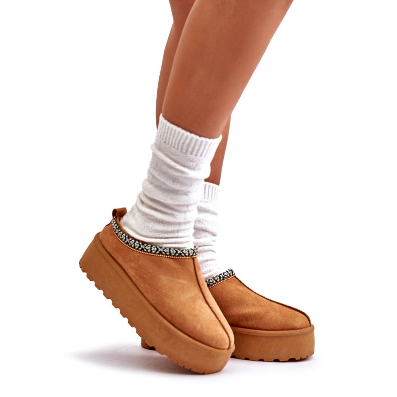 Papuci pentru femei pe platformă cu broderie de cămilă bej 1