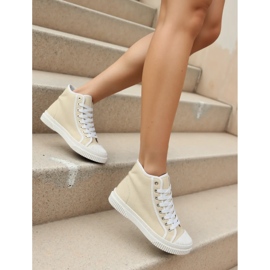 Adidași pentru femei Nolvia bej 2