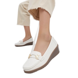 Femei Velora White Loafers alb 2