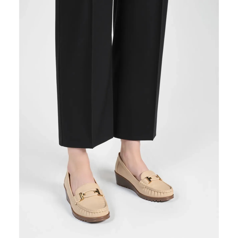 Femei Velora Beige Loafers bej 1