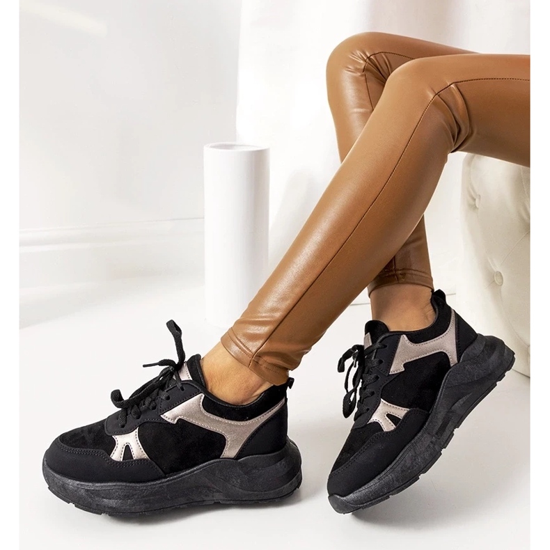 D/GMR Tenisi negri cu accente Davis aurii de aur 2