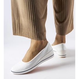 D/GMR Balerini ecru strălucitori cu pană Morrison bej 2