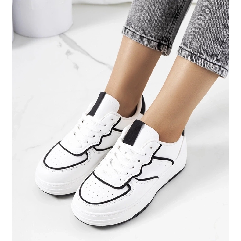 D/GMR Tenisi Bieke dama, albi si negri 1 D/GMR Tenisi Bieke dama, albi si negri 1