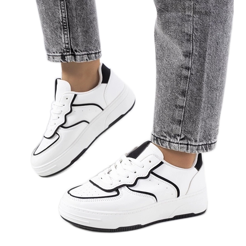 D/GMR Tenisi Bieke dama, albi si negri 2 D/GMR Tenisi Bieke dama, albi si negri 2