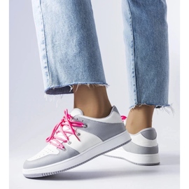 D/GMR Tenisi retro albi Shari 2