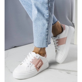 D/GMR Adidasi albi decorati cu catarama Toni roz 1