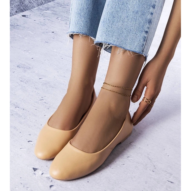 D/GMR Balerini bej cu branț din piele de la Truchon 2