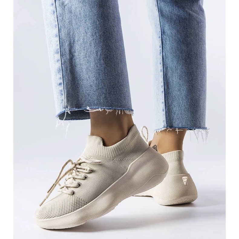 D/GMR Adidași din material bej Lavallée 1 D/GMR Adidași din material bej Lavallée 1