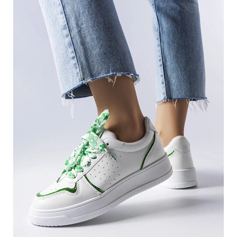 D/GMR Adidași albi legați cu panglică Pryor 2