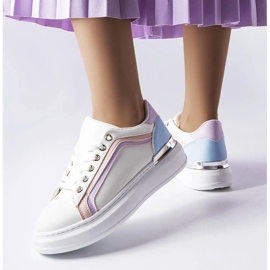 D/GMR Adidasi albi cu talpa groasa de la Soucy 1