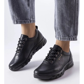 D/GMR Broderie neagra din piele ajurata de la Brodeur negru 1 D/GMR Broderie neagra din piele ajurata de la Brodeur negru 1