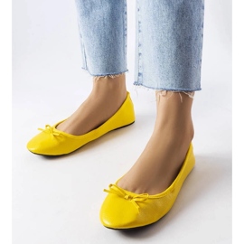 D/GMR Balerini galbeni decorati cu o fundita Vaillancour 1