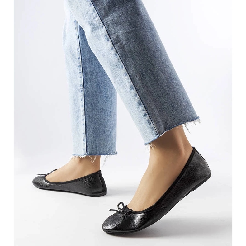 D/GMR Balerini negri decorati cu o fundita Vaillancour negru 2