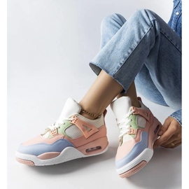 D/GMR Adidași roz de la Malas 2