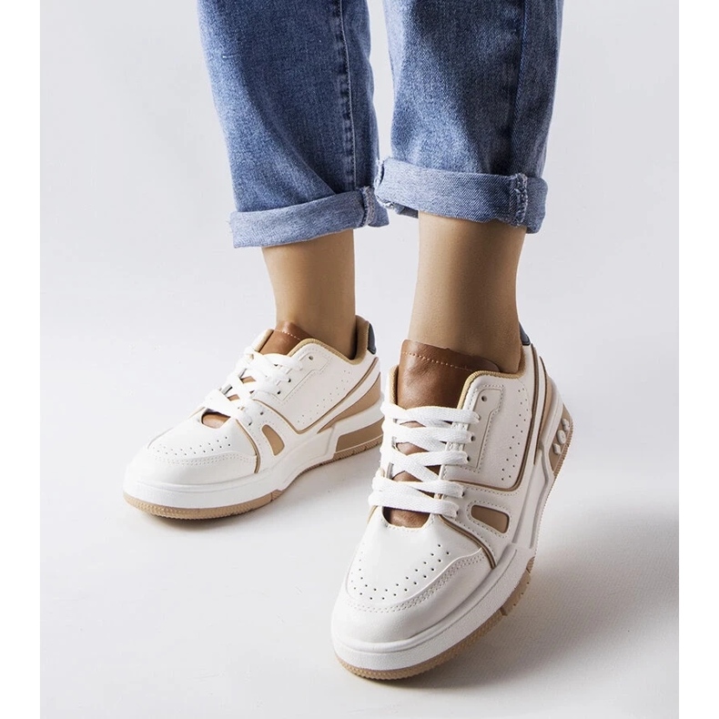 D/GMR Tenisi albi cu inserții bej de la Willson 1