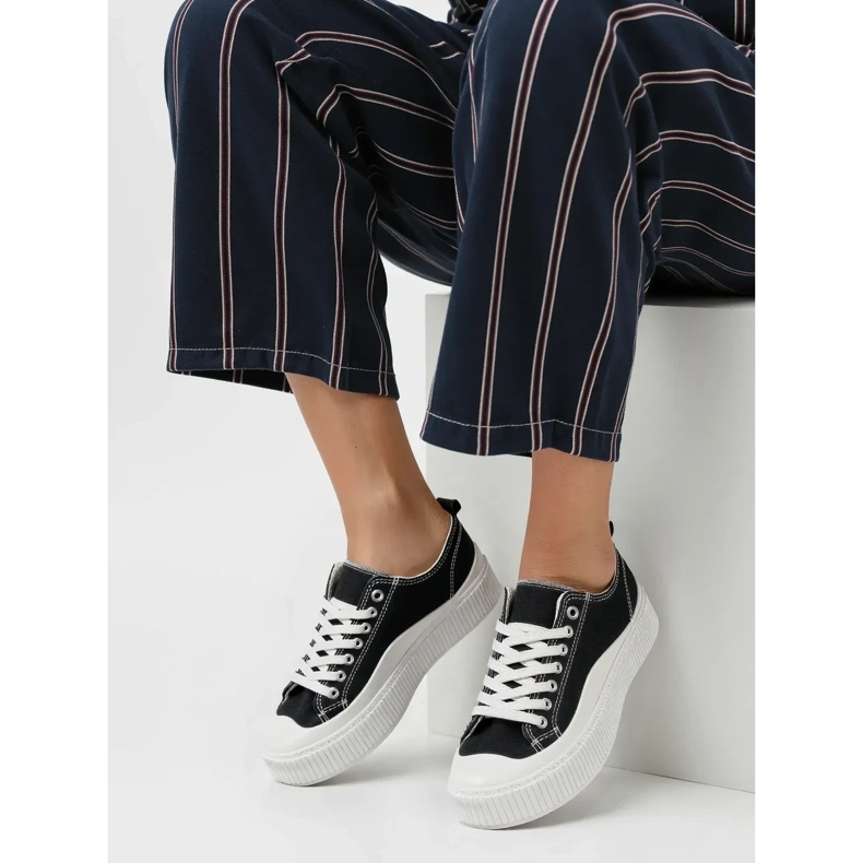 Adidașii pentru femei negri negru 2