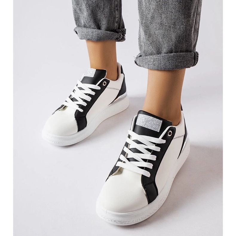 D/GMR Pantofi alb-negru cu accent argintiu de la Palais 1