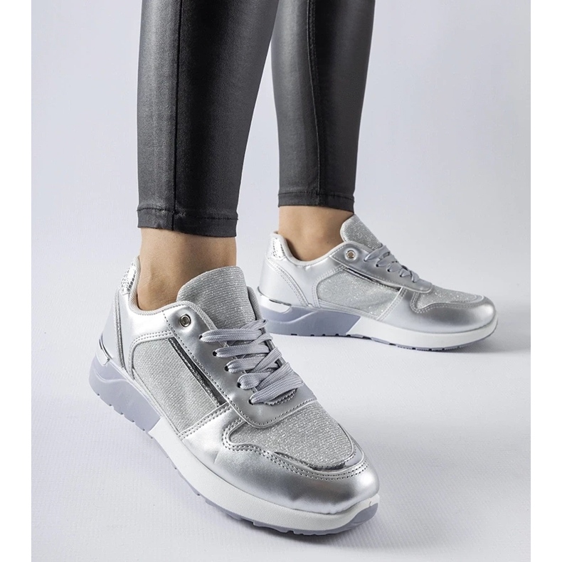 D/GMR Tenisi gri cu fir decorativ de la Facondo 2