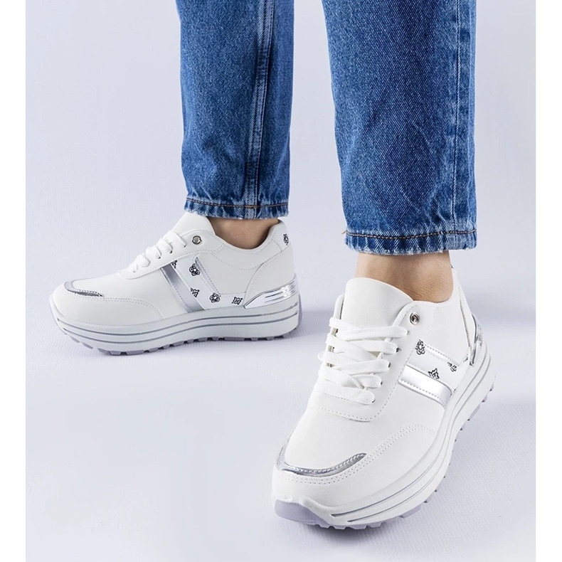 D/GMR Tenisi albi cu platformă Provinciale 1